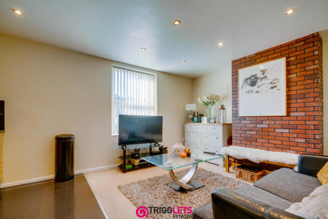 2 bed House for sale Image 12