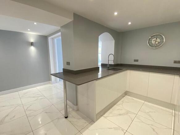 Open Plan Kitchen/ Dining Room
