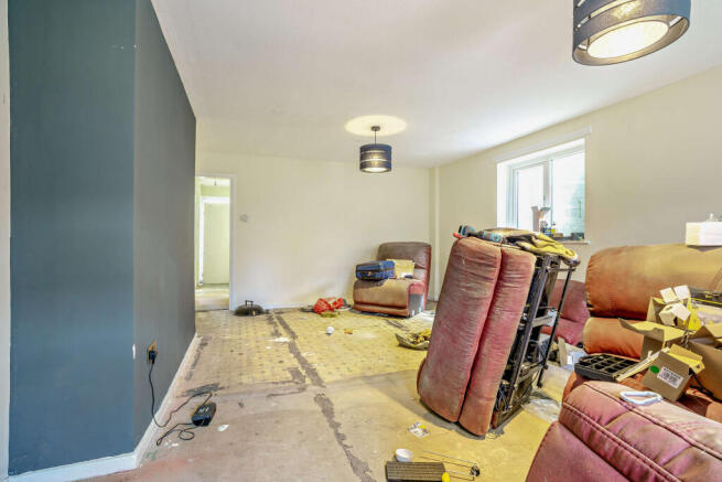 4 bed Detached for sale Image 7