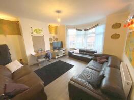 63, St Michaels Lane, Headingley, Leeds LS6 3BR