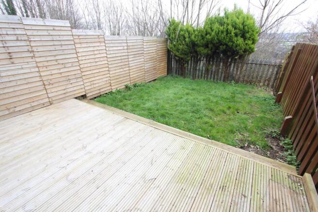 3 bed Not Specified to rent Image 9