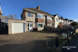 27, Hall Crescent, Hadleigh, Benfleet SS7 2QW