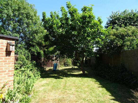 PRIVATE REAR GARDEN