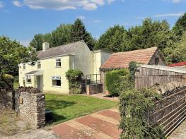 Cograh, Chaingate Lane, Iron Acton BS37 9XN