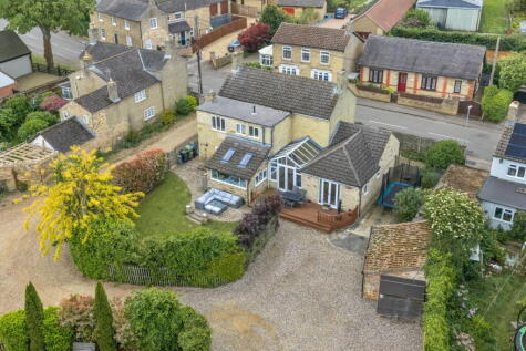Vine Cottage, High Street, Colne, PE28 3ND