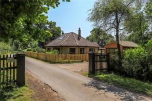 Stocks Cross Lodge, Road From Stocks Cross Green To Kewlake Copse, Lyndhurst SO43 7JH