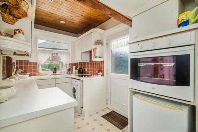 3 bed Semi-Detached for sale Image 10