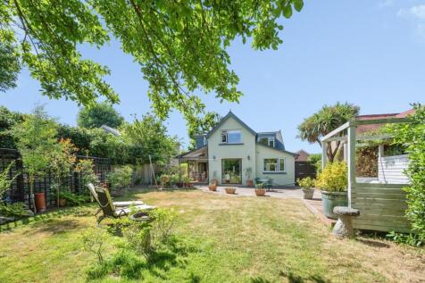 Manor Road, Hayling Island, Hampshire, PO11