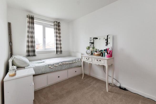 2 bed Semi-Detached for sale Image 9