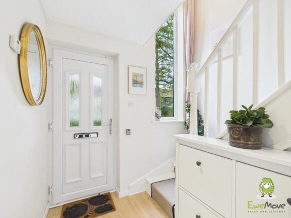 EweMove Estate Agents Basingstoke - Pond Road