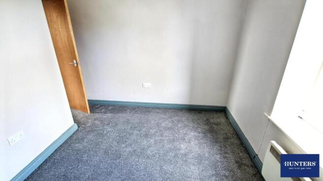 2 bed Apartment to rent Image 9