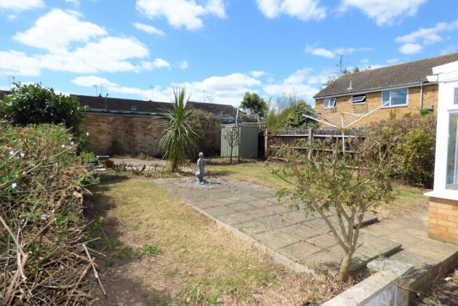 Milton Close, garden