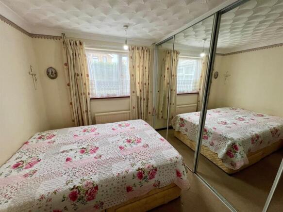Bedroom1.jpg