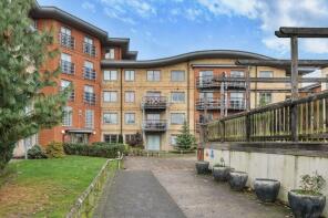 24, Quadrant Court, Jubilee Square, Reading RG1 2GW