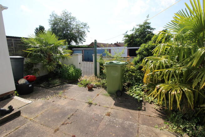 Photo 10