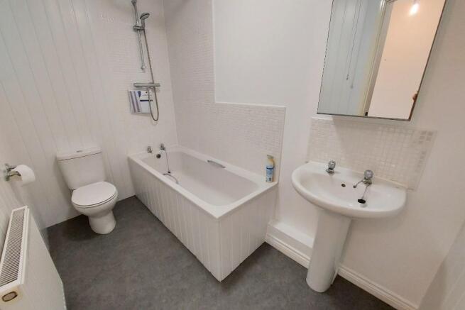 Modern Bathroom 