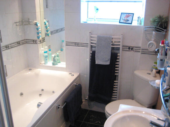 Photo 5