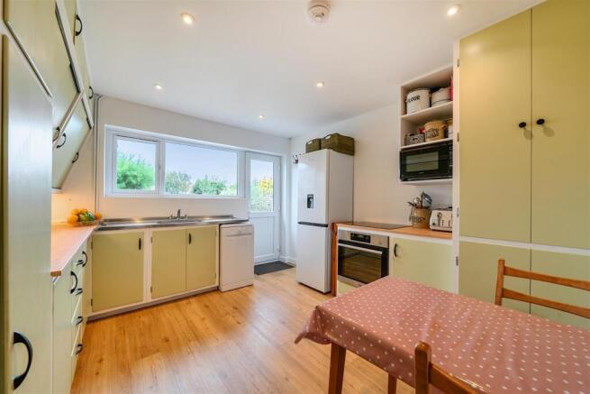 Kitchen/Breakfast Room