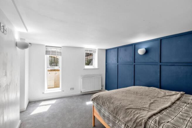 2 bed Apartment for sale Image 6