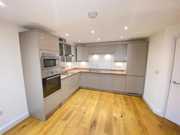 KITCHEN.jpeg