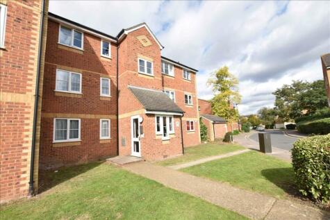 Redford Close, Feltham, TW13