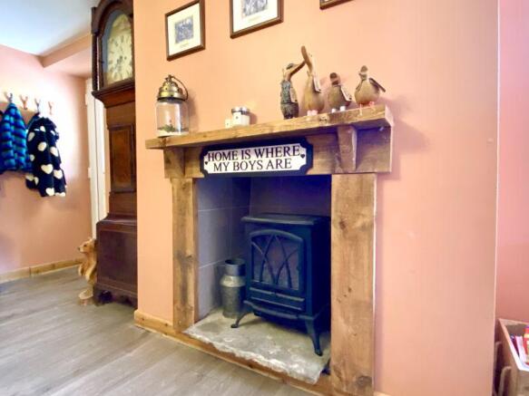 Photo 9