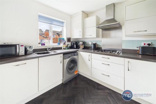 4 bed Detached for sale Image 10