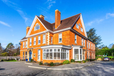 Memorial Hall, Hayway, Rushden