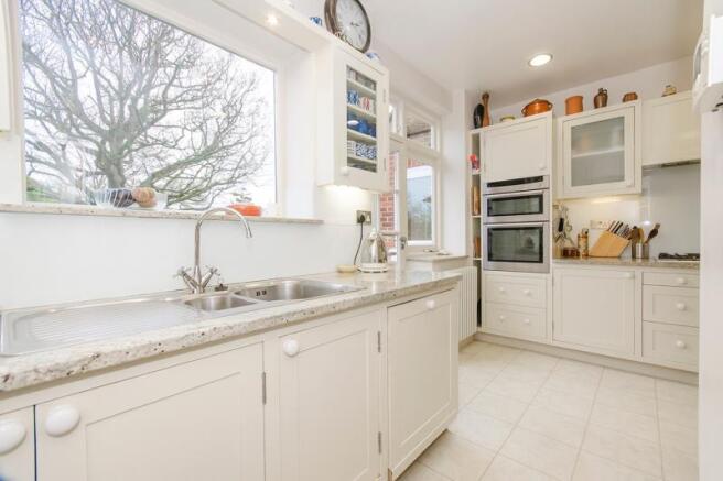 Kitchen d