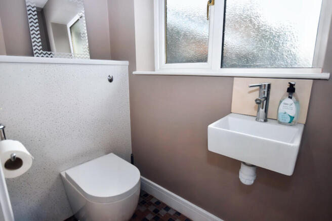 GF WC