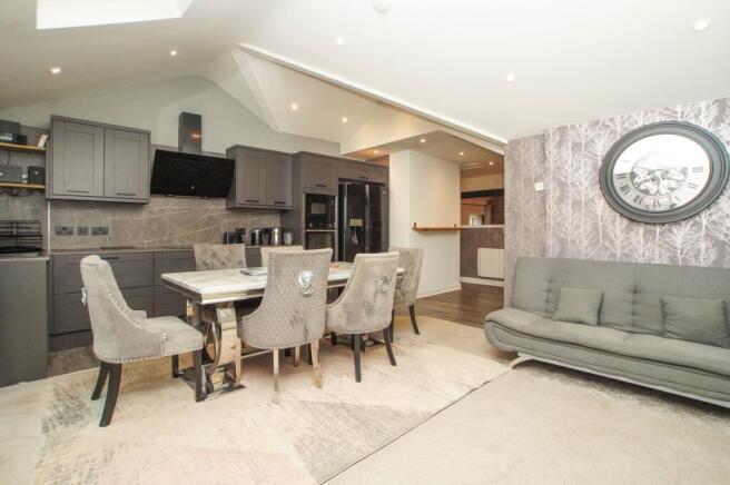 Dining Kitchen Area