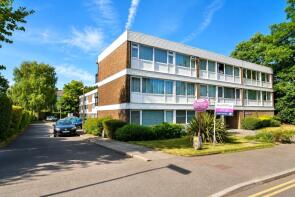 8, Ravenswood Court, Woking GU22 7NR