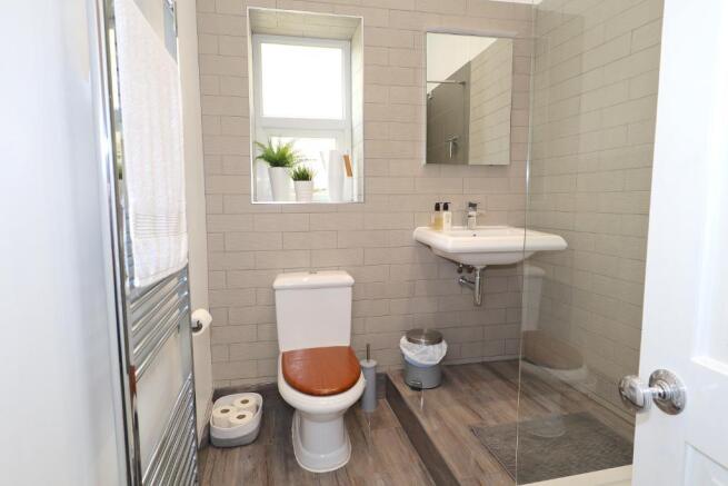 Guest En-Suite Shower Room