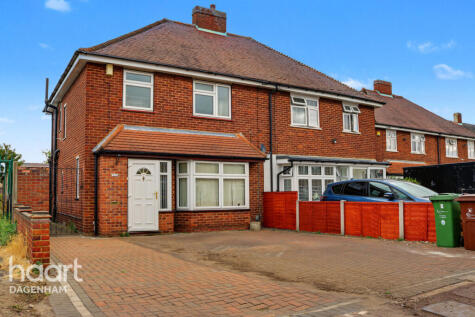 Lawrence Crescent, Dagenham