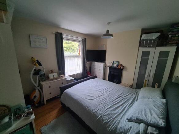 Photo 11