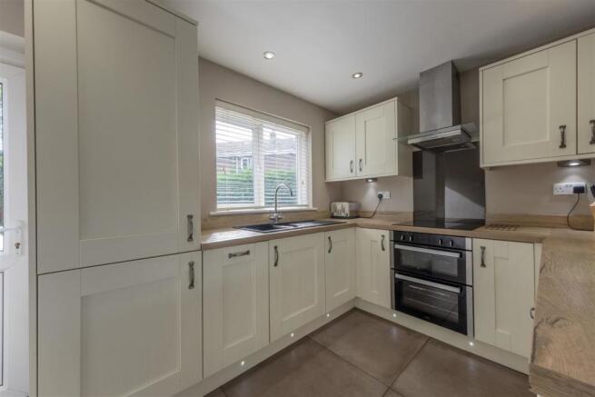 51 Delamere Park Way-007.JPG