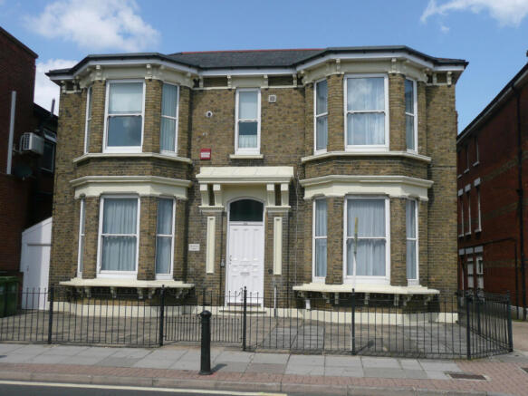 One bedroom apartment with allocated parking.