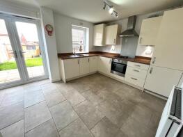 9, Hornbeam Close, Nottingham NG12 4GH