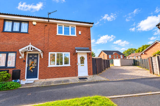 2-bed terraced on Marbury Close, Flixton, Manchester, M41 8GZ, £280,000