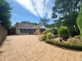 Kylestrome, Woodfall Lane, Little Neston, Neston CH64 4BT