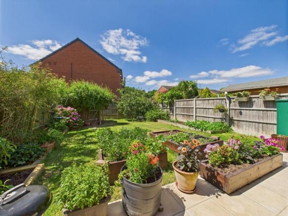 52 Winchester Drive, Muxton photo 2