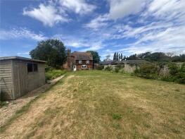 2, Manor Cottages, Marsh Lane, Merston, Chichester PO20 1EE