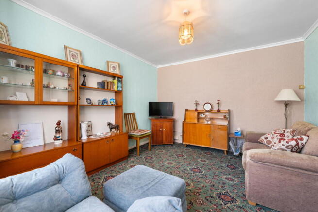 3 bed Semi-Detached for sale Image 8