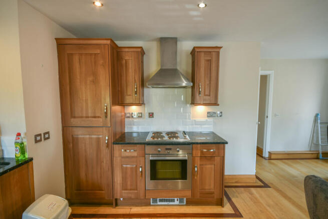 2 bed Flat for sale Image 6
