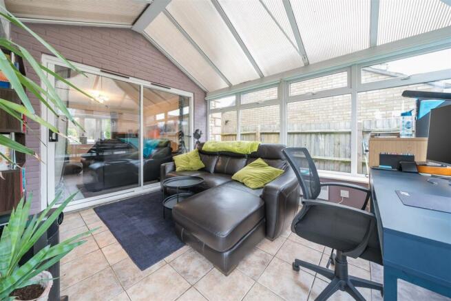 67 Northampton Road, Towcester