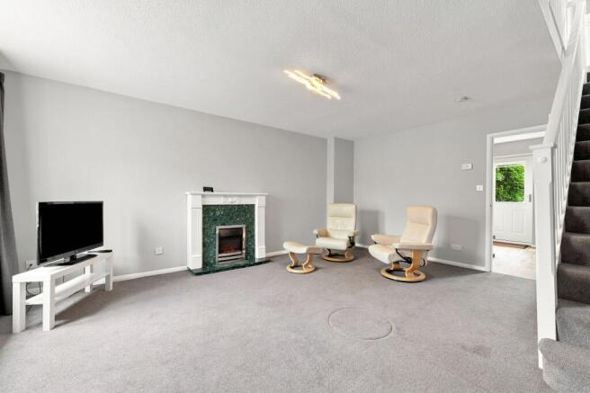 3 bed Semi-Detached for sale Image 9