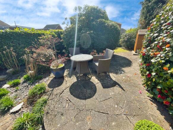 Garden to rear