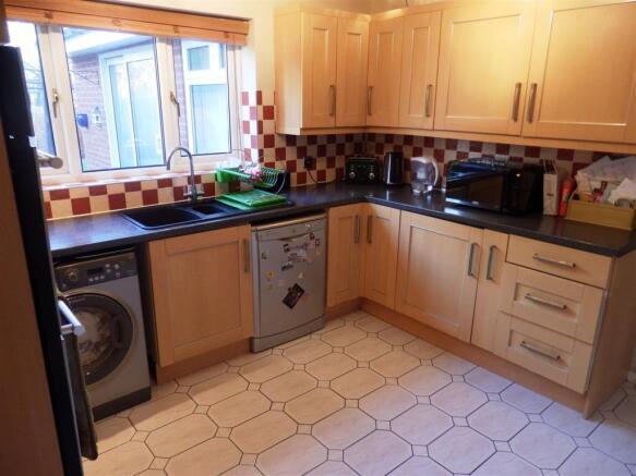 Fitted Kitchen