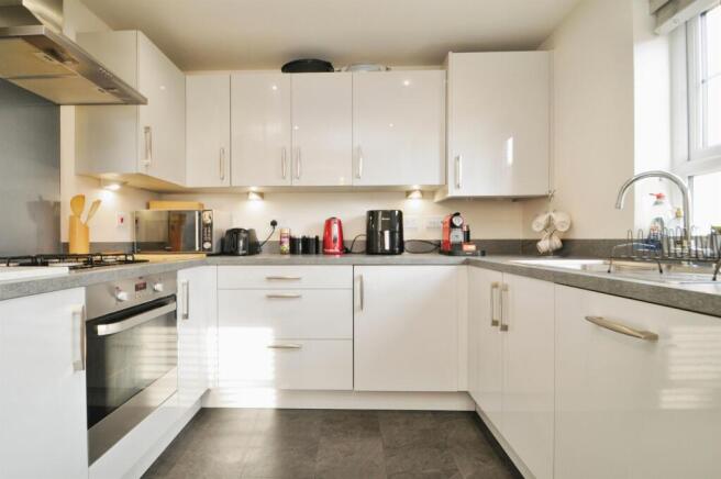 3 bed Detached for sale Image 6