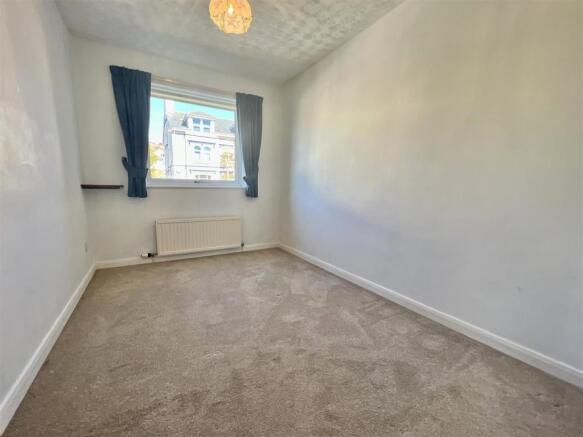 15 Brook Court Bedroom 2.jpg